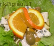 Apelsinų salotos su alyvuogėmis